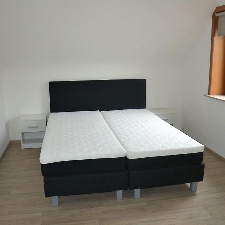 Welcoming Villa In Puivelde With Terrace Garden Barbeque Εξωτερικό φωτογραφία
