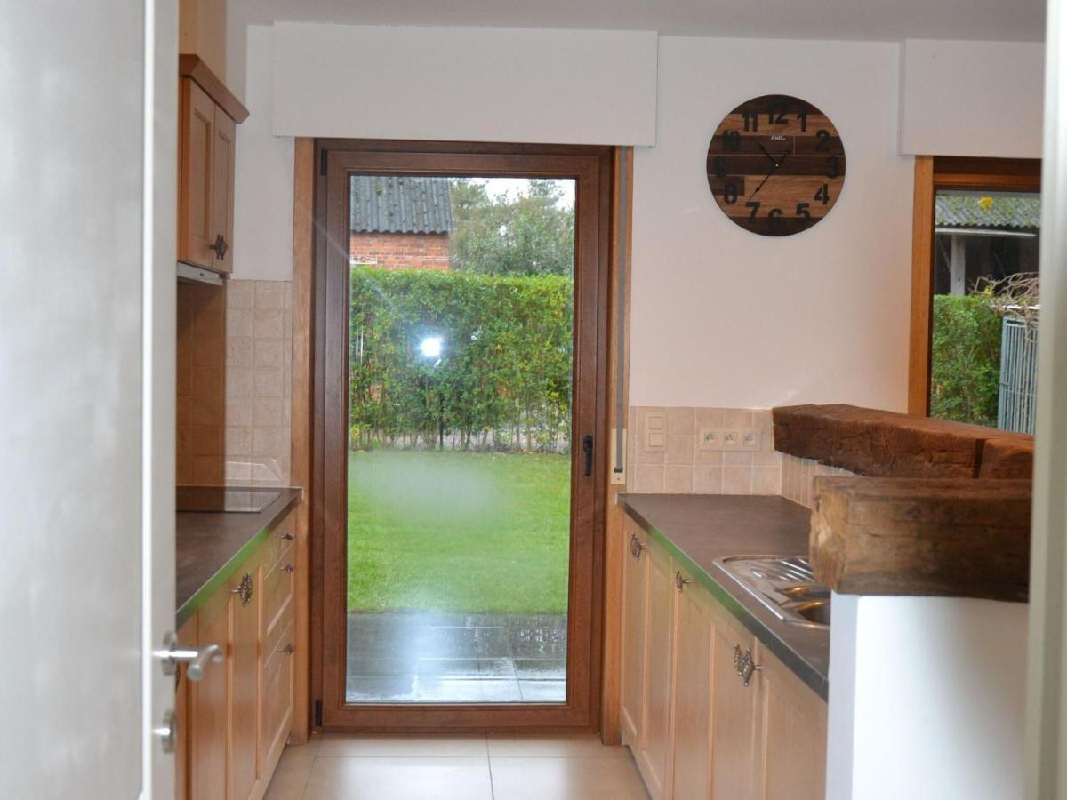 Welcoming Villa In Puivelde With Terrace Garden Barbeque Εξωτερικό φωτογραφία